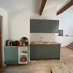 Maisonnette Dans La Vallee Verte